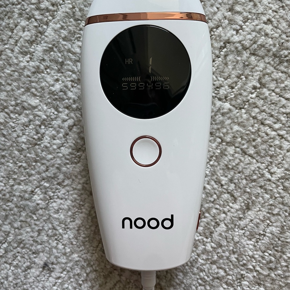 Nood White and Gold Hair Removal Device